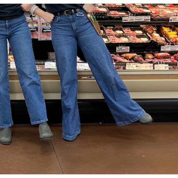 TRIARCHY-High Rise Wide Leg Jean Size 27 - Picture 4 of 8